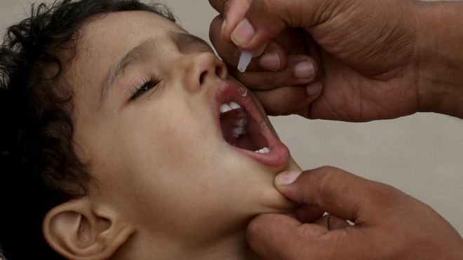 Vacinação em queda no Brasil preocupa autoridades por risco de surtos e epidemias de doenças fatais